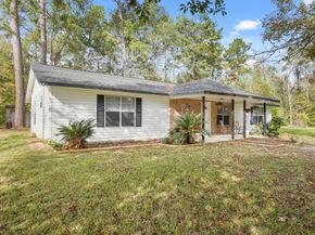 17078 Oak Grove Lane, New Caney TX 77357