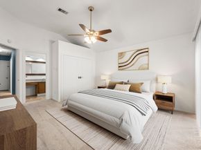 14 W Cobble Hill Circle, The Woodlands TX 77381