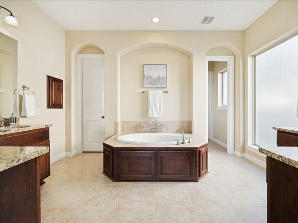 3027 Dahlgren Trail, Sugar Land TX 77479