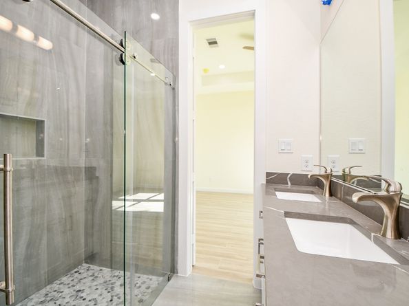 90 Burress Street A, Houston TX 77022