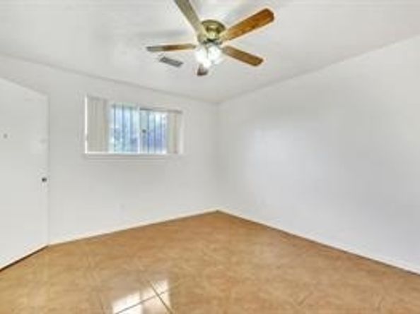 11343 Barrett Brae Drive, Houston TX 77072