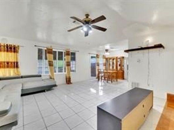 11343 Barrett Brae Drive, Houston TX 77072