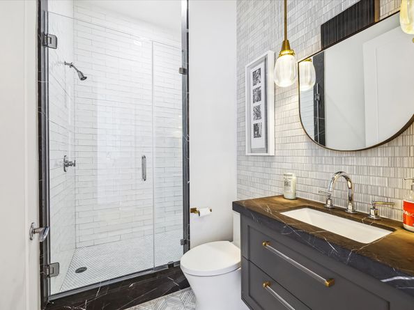 2727 Kirby Drive 17D, Houston TX 77098