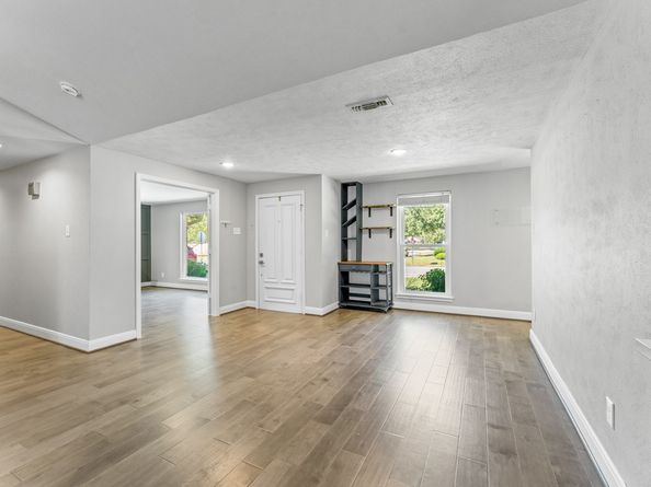 2515 Blue Willow Drive, Houston TX 77042