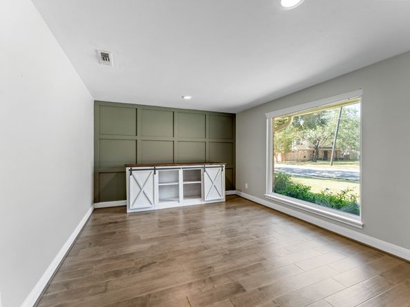 2515 Blue Willow Drive, Houston TX 77042
