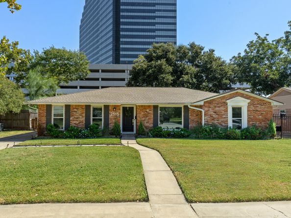2515 Blue Willow Drive, Houston TX 77042
