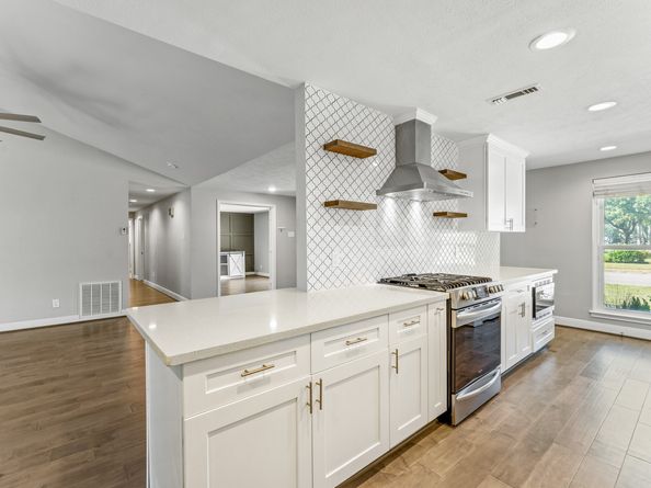 2515 Blue Willow Drive, Houston TX 77042
