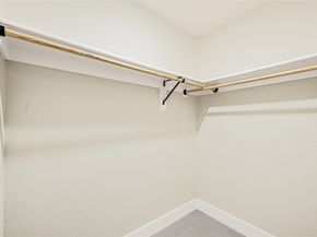 5718 Longforest Drive, Houston TX 77088