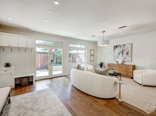 3815 Wakeforest Street, Houston TX 77098