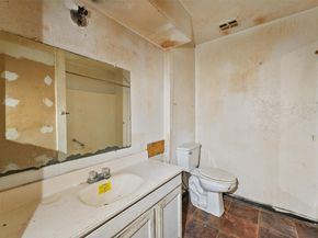 9409 Kentshire Drive, Houston TX 77078