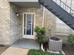 9797 Leawood Boulevard 601, Houston TX 77099