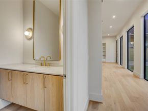 6426 Schiller Street, Houston TX 77055