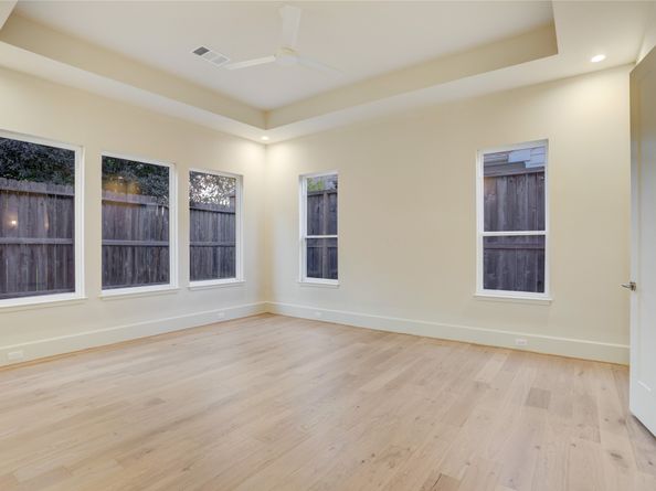 6426 Schiller Street, Houston TX 77055