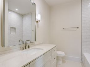 6426 Schiller Street, Houston TX 77055