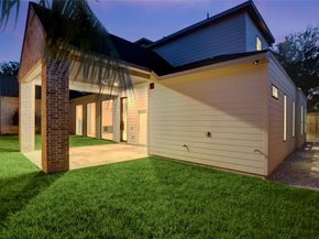 6426 Schiller Street, Houston TX 77055