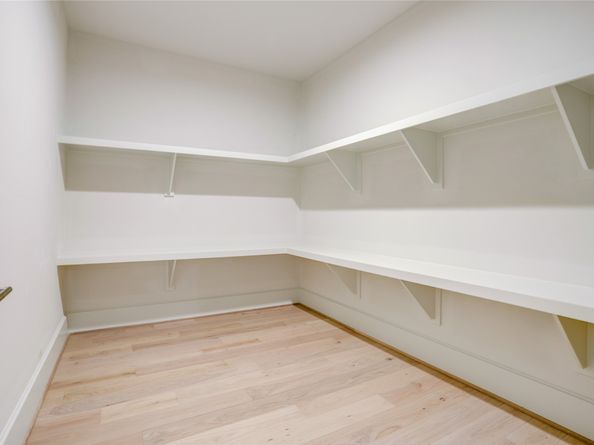 6426 Schiller Street, Houston TX 77055