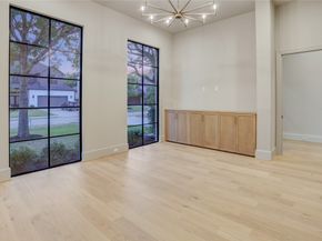 6426 Schiller Street, Houston TX 77055