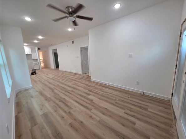 9316 Sundown Drive, Houston TX 77016