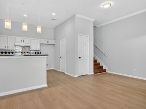 2710 Grant Lake Boulevard L8, Sugar Land TX 77479
