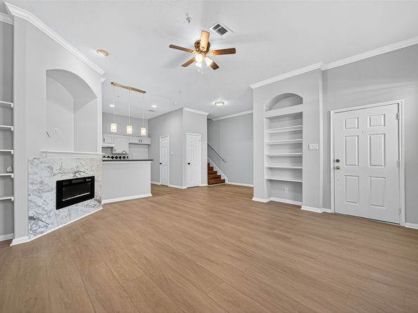 2710 Grant Lake Boulevard L8, Sugar Land TX 77479