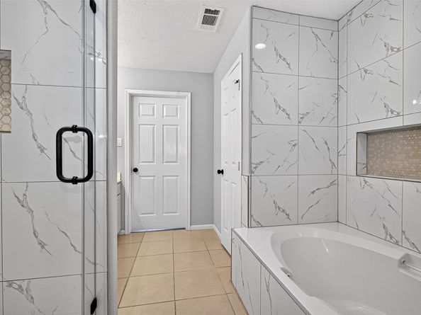 2710 Grant Lake Boulevard L8, Sugar Land TX 77479