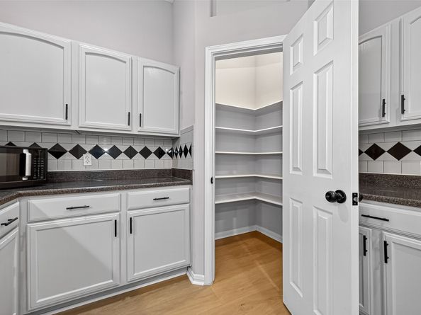 2710 Grant Lake Boulevard L8, Sugar Land TX 77479