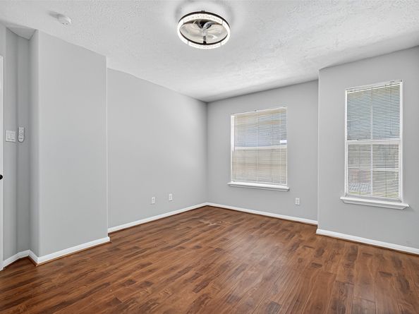 2710 Grant Lake Boulevard L8, Sugar Land TX 77479