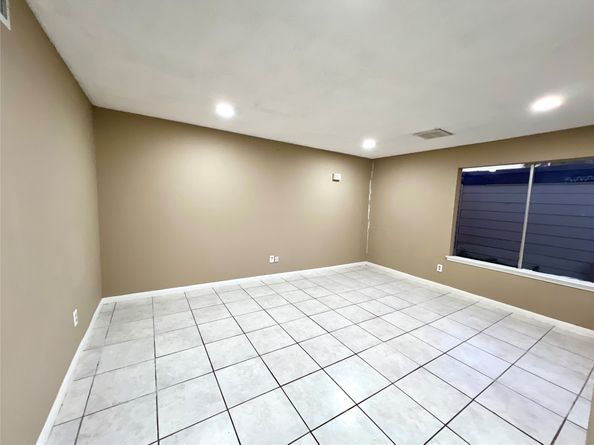 7140 S Dairy Ashford Road, Houston TX 77072