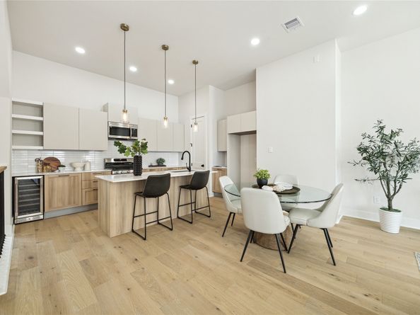 3911C Tulane Street, Houston TX 77018