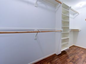 10922 Hillcroft Avenue, Houston TX 77096