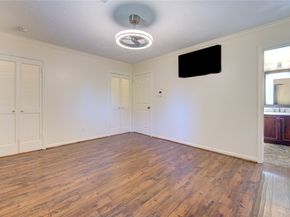 10922 Hillcroft Avenue, Houston TX 77096