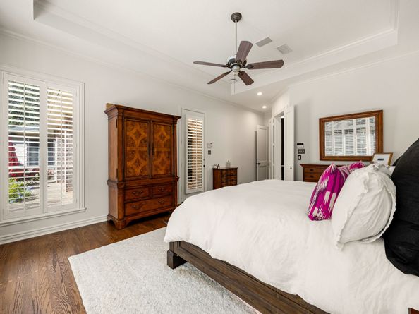 31 Lenox Hill Court, The Woodlands TX 77382