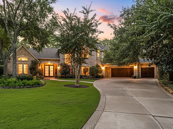 31 Lenox Hill Court, The Woodlands TX 77382