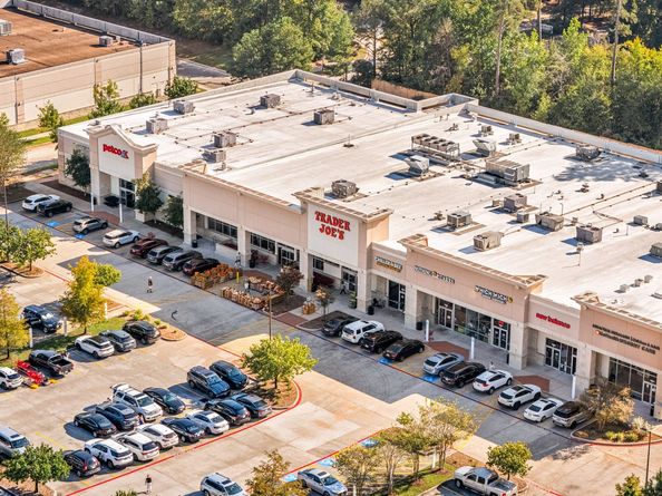 31 Lenox Hill Court, The Woodlands TX 77382