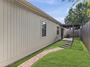 534 Shady Dale Drive, Stafford TX 77477