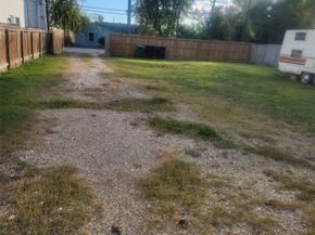 320 Thornton Road, Houston TX 77018