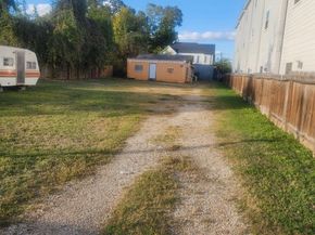 320 Thornton Road, Houston TX 77018