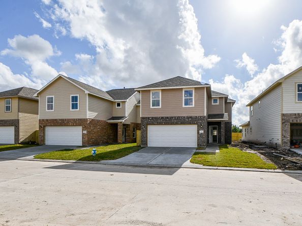 2811 Bowlin Leaf Lane, Houston TX 77014