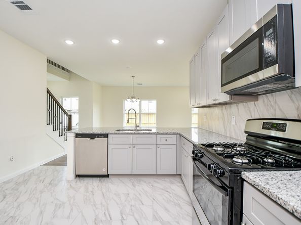 2811 Bowlin Leaf Lane, Houston TX 77014