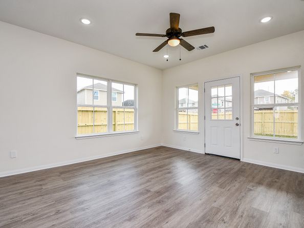 2811 Bowlin Leaf Lane, Houston TX 77014