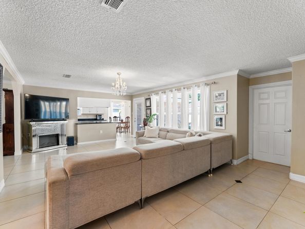 10807 Chimney Rock Road, Houston TX 77096