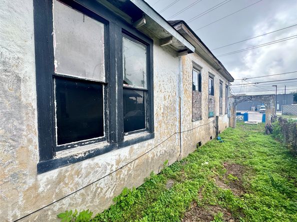 2809 Engelke Street, Houston TX 77003