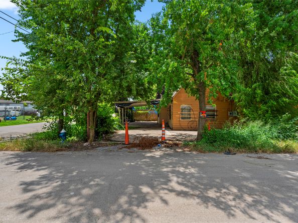 6202 Conley Street, Houston TX 77021