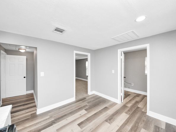 3206 Melbourne Street, Houston TX 77026