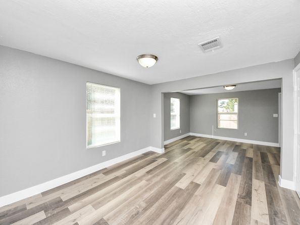 3206 Melbourne Street, Houston TX 77026