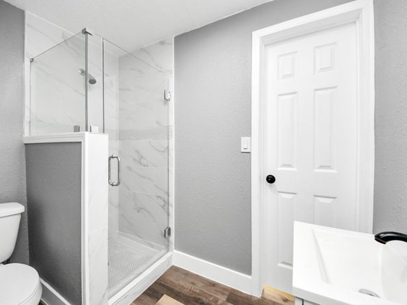 3206 Melbourne Street, Houston TX 77026