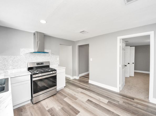 3206 Melbourne Street, Houston TX 77026