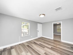 3206 Melbourne Street, Houston TX 77026