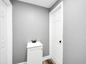 3206 Melbourne Street, Houston TX 77026