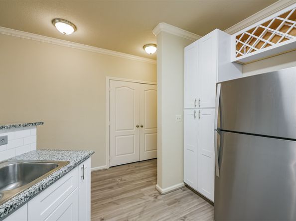 1711 Old Spanish Trail 137, Houston TX 77054